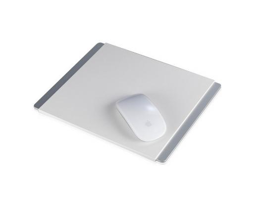 Коврик для компьютерной мышки с вставками из алюмиия Just Mobile