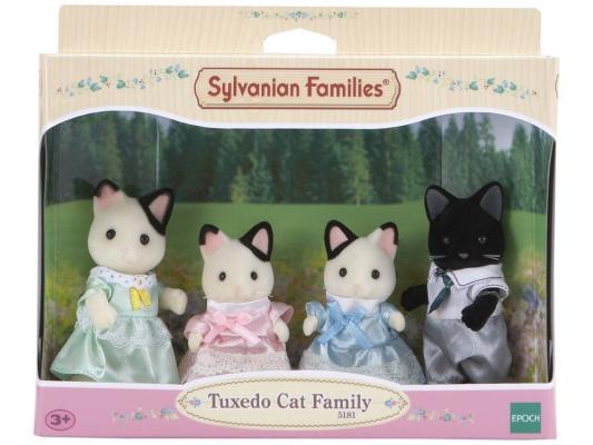 Игровой набор Sylvanian Families Семья черно-белых котов от 3 лет 4 предмета 5181