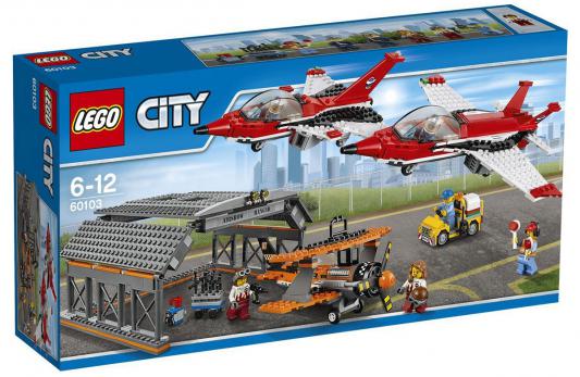 Конструктор Lego City: Авиашоу 670 элементов 60103