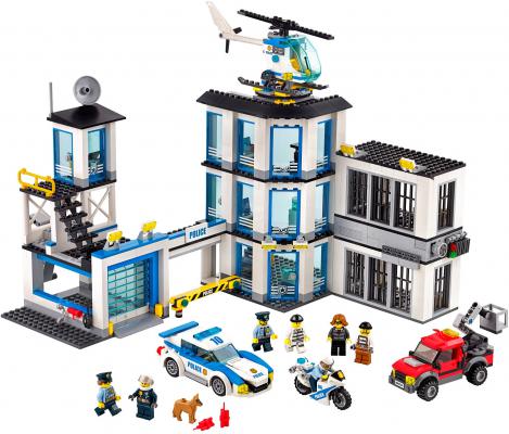 Конструктор Lego City: Полицейский участок 894 элемента 60141