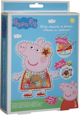 Набор для создания игрушки Peppa Pig Пеппа на отдыхе от 5 лет 31092