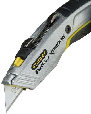 Нож STANLEY FatMax® Xtreme™ 0-10-789  с двумя выдвижными лезвиями